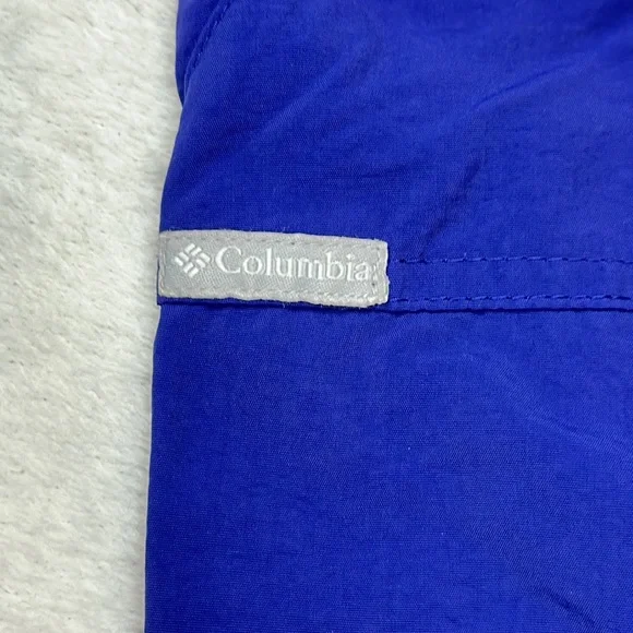 Columbia Belted Nylon Cargo Hiking Shorts - Picture 9 of 10